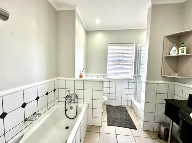 To Let 2 Bedroom Property for Rent in Pinnacle Point Golf Estate Western Cape